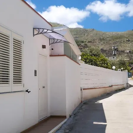 Casuzza Sferracavallo Holiday home